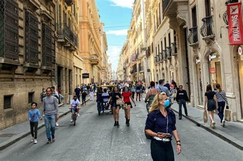 Zomervakantie in Italië: genieten met een mondkapje.